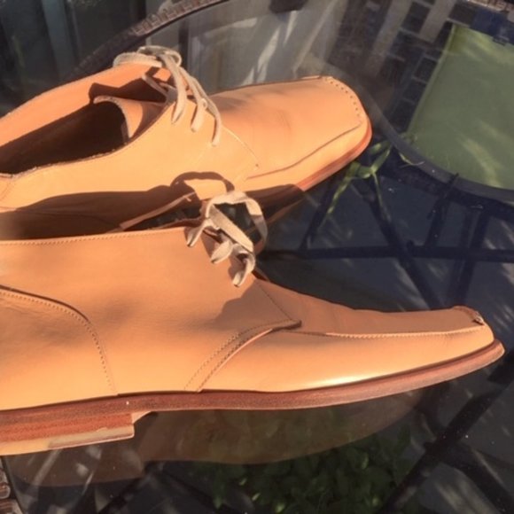 Beautiful European Leather Shoes - Picture 3 of 5